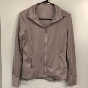 Layera Small zip up jacket. Wide cuffs. Mauve.